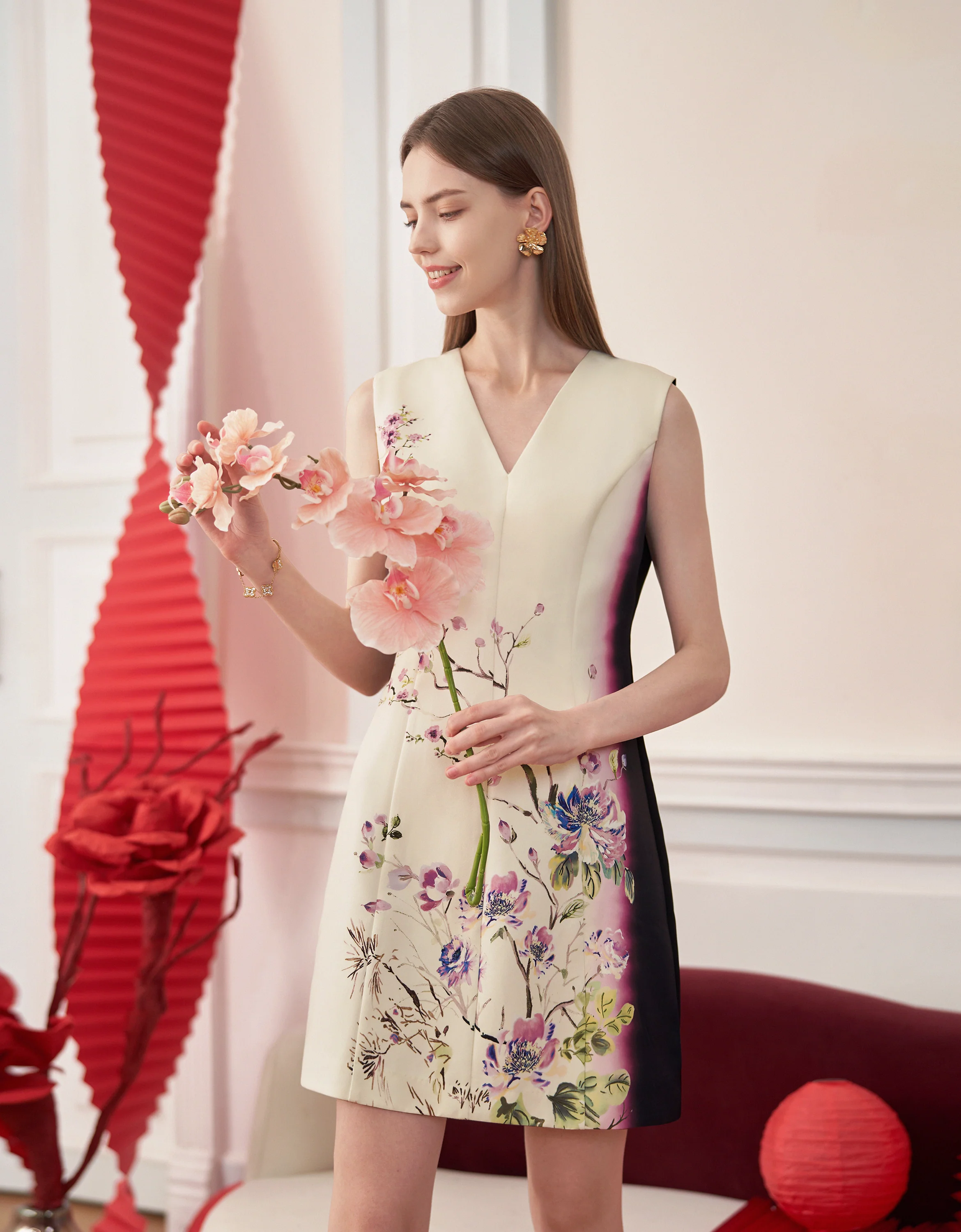 V-neck Sleeveless Floral Print Dress
