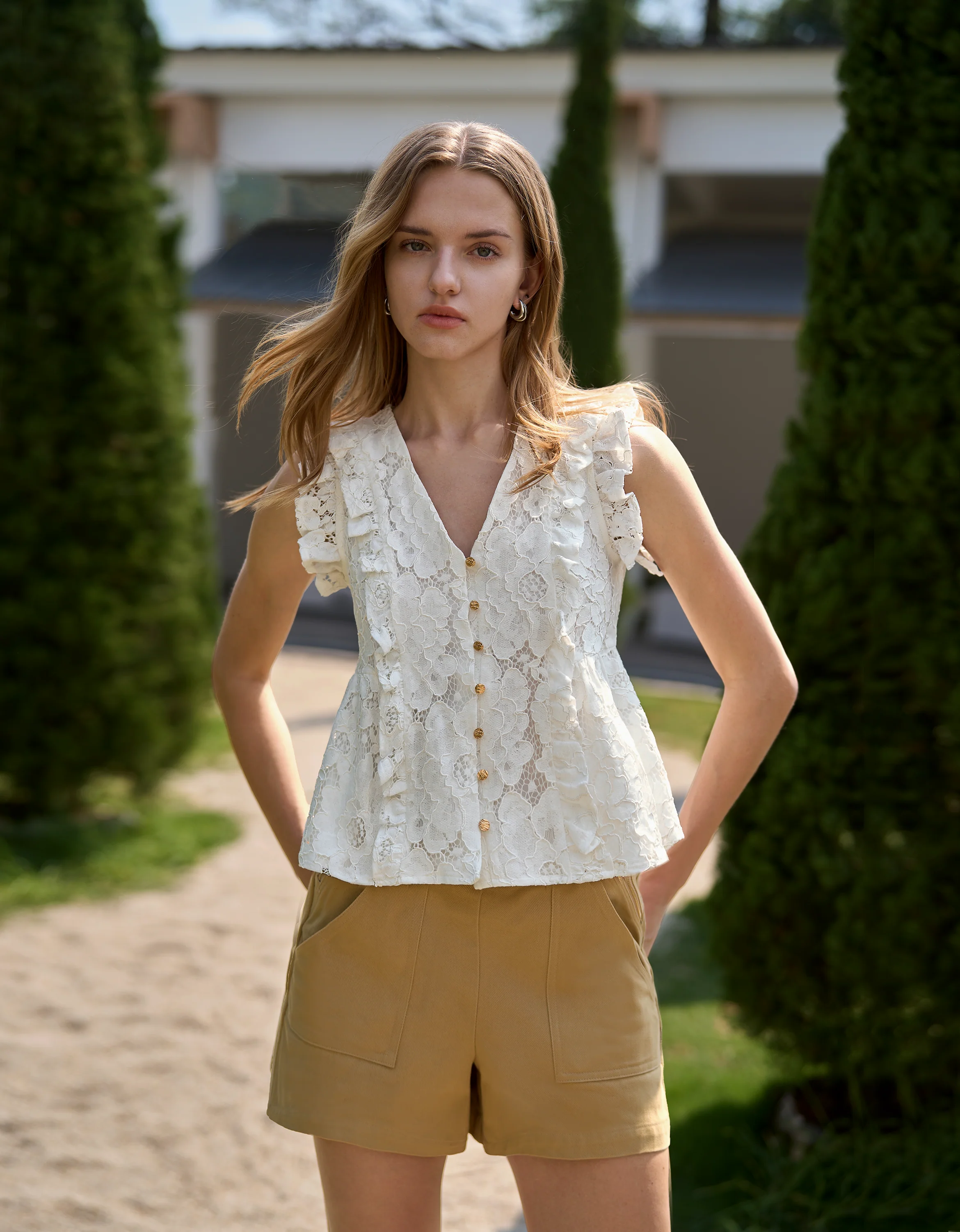 V-neck Sleeveless Ruffled Lace Top