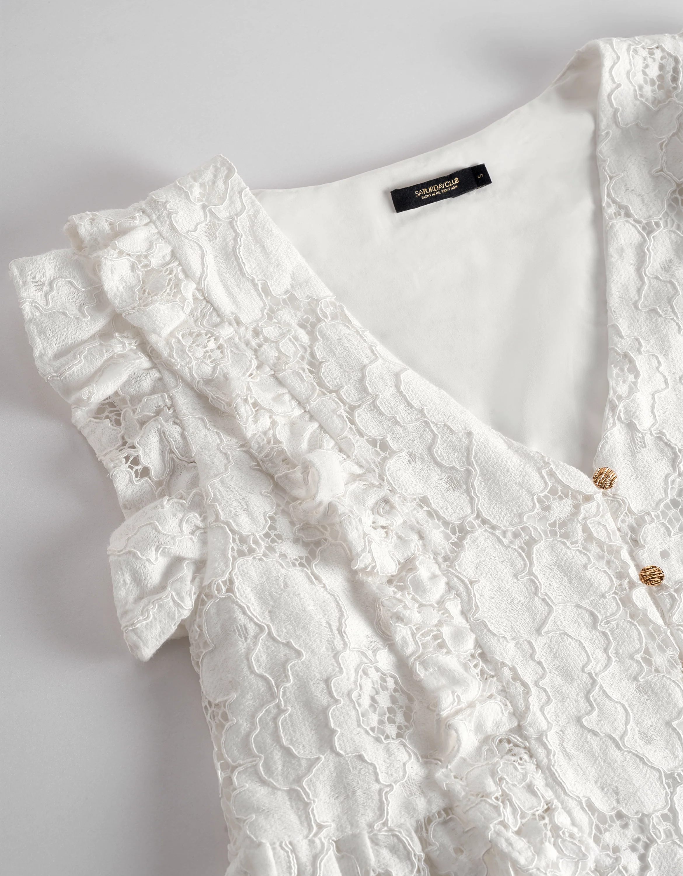 V-neck Sleeveless Ruffled Lace Top - Image 6
