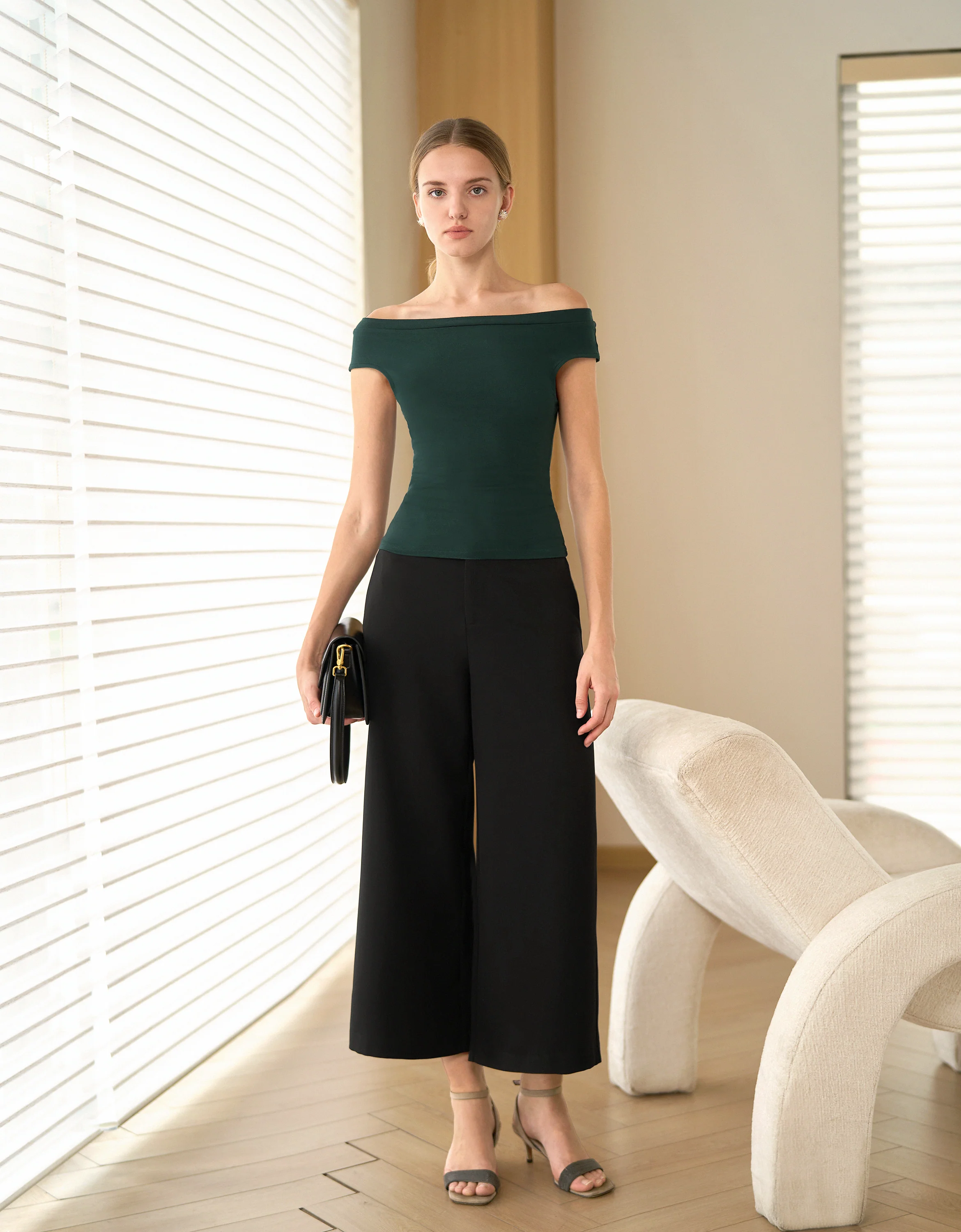 Wide Neckline Short Sleeve Knit Top